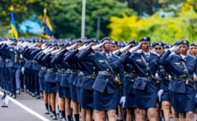 The Prime Minister gave the rank to 635 junior officers who joined the Rwanda National Police