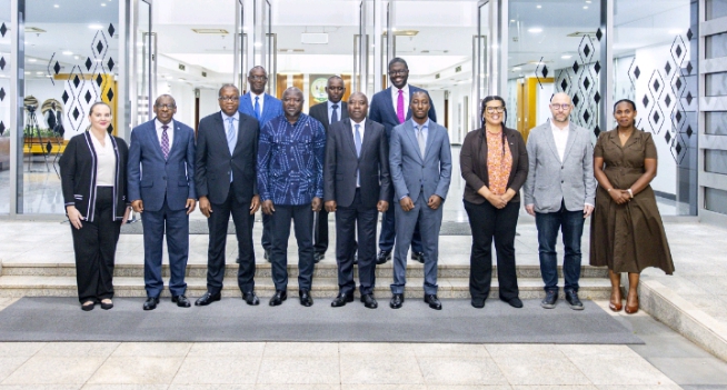 Prime Minister Dr. Ngirente talked to nuclear energy experts in Rwanda